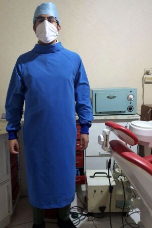 Liquid Proof Universal Isolation Gown
